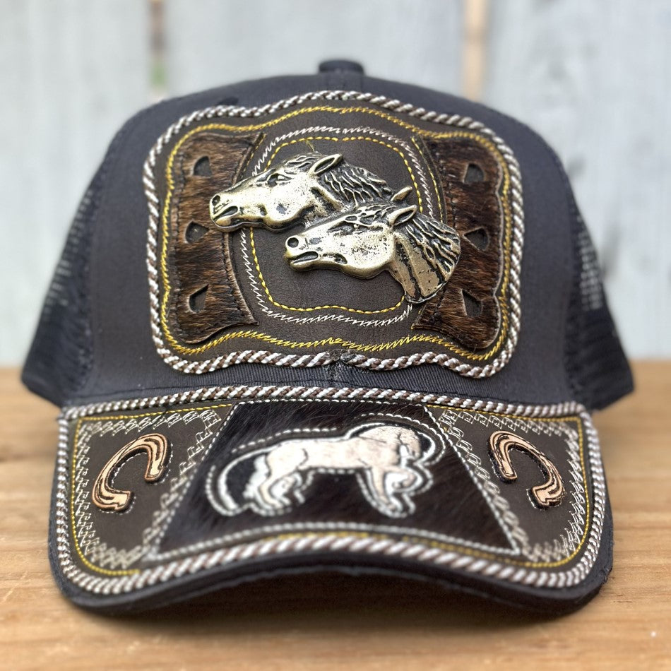 Gorra Vaquera Gris con Caballos - Gorras Artesanales Mexicanas