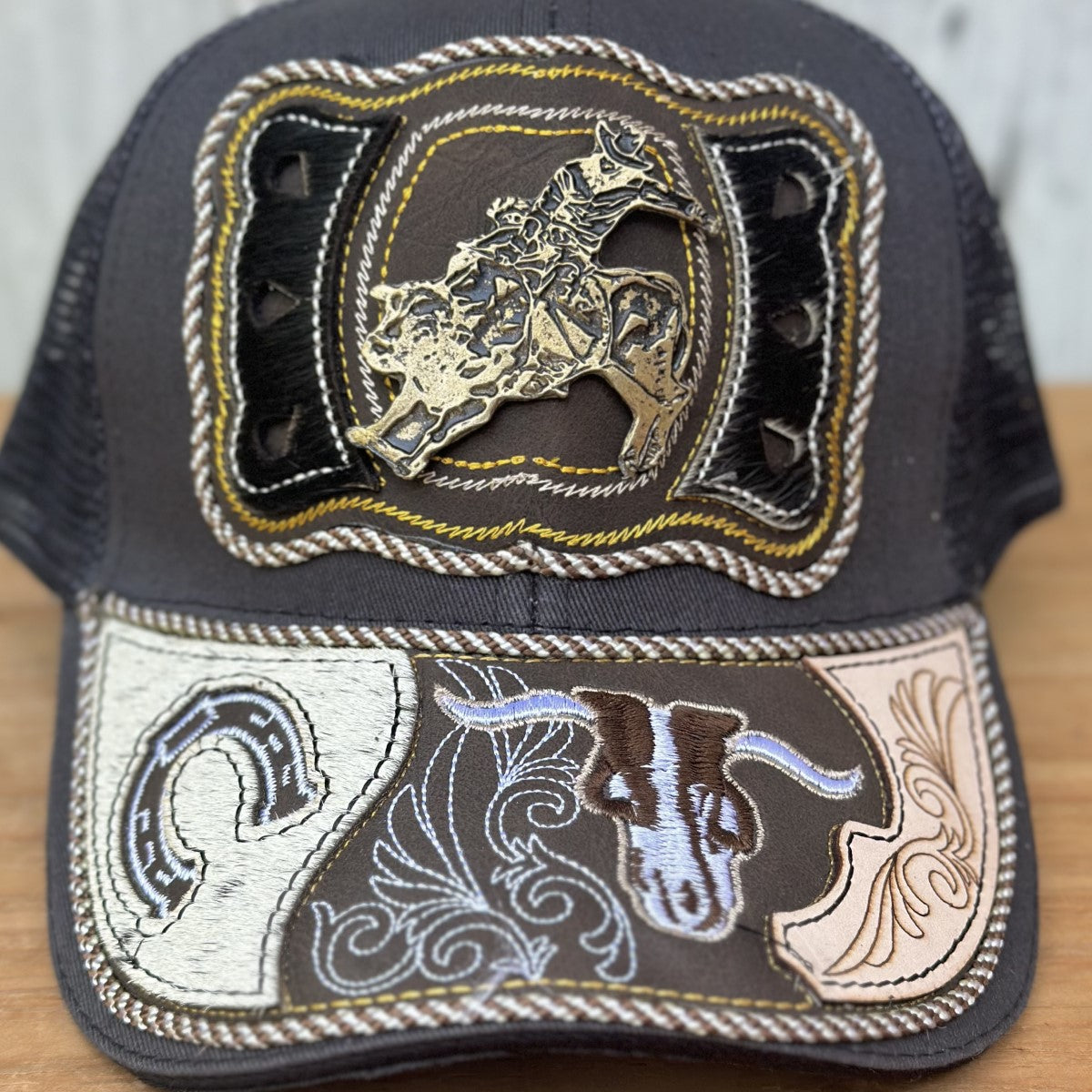 Gorra Vaquera Gris con Jinete - Gorras Artesanales Mexicanas (2)