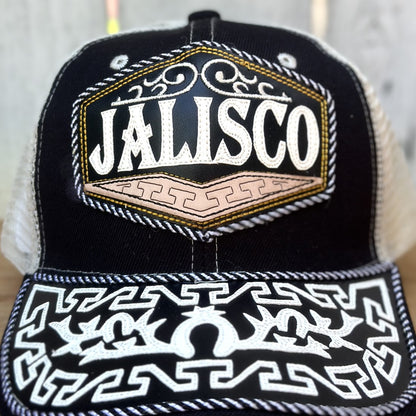 Gorra de Jalisco Negra con Diseño Greca - Gorras Mexicanas Artesanales (5)